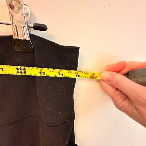 Lululemon align leggings with pockets size 12 - Picture 7 of 9